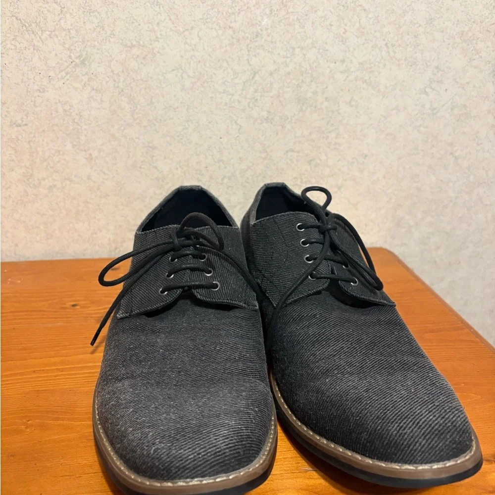 Perry Ellis stylish versatile
